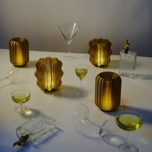 Cordless Mini Wavy Table Lamp