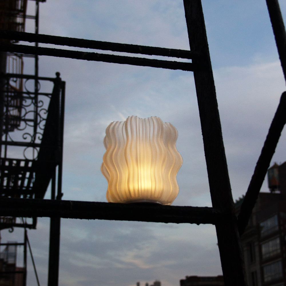 Cordless Mini Wavy Table Lamp