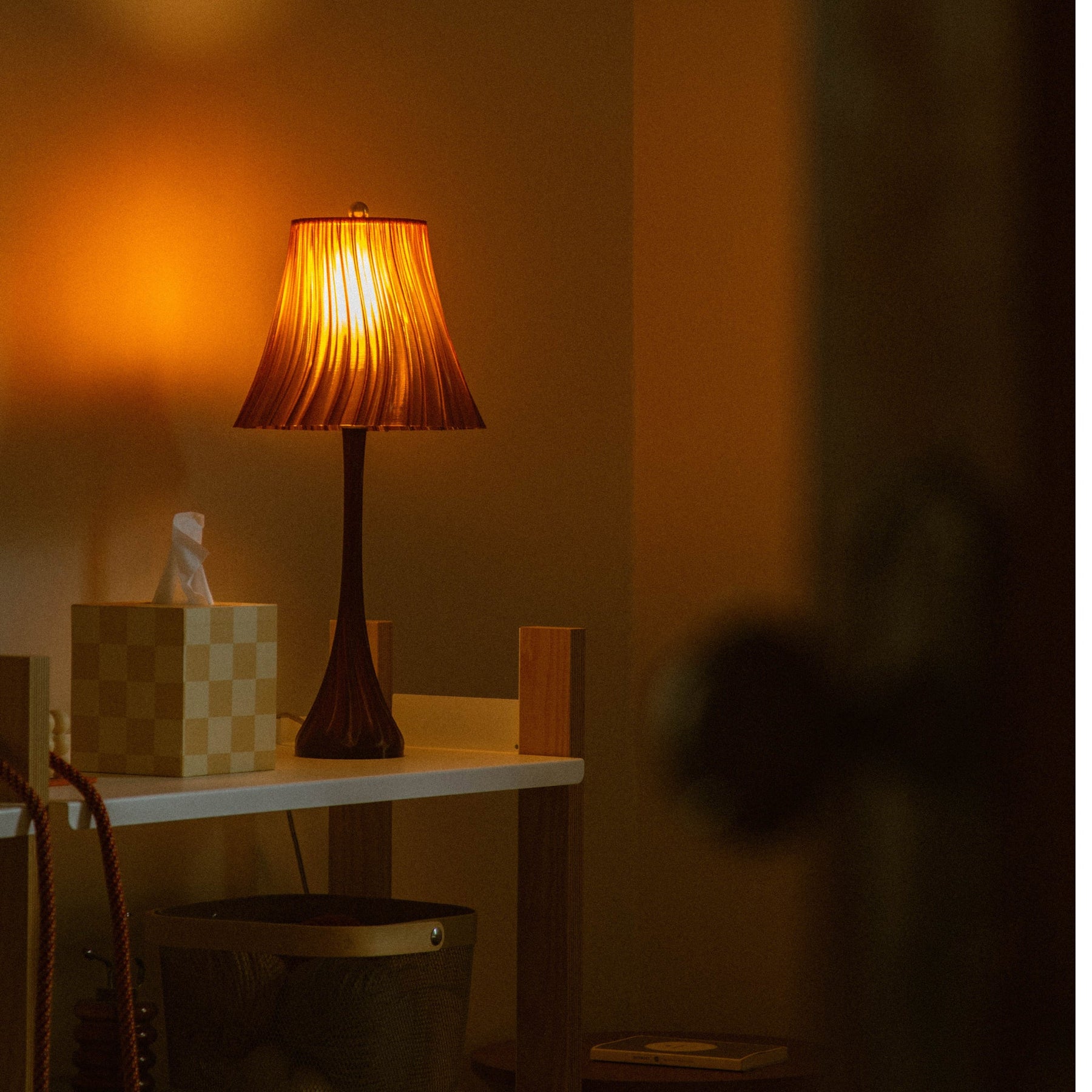 Pleat Table Lamp