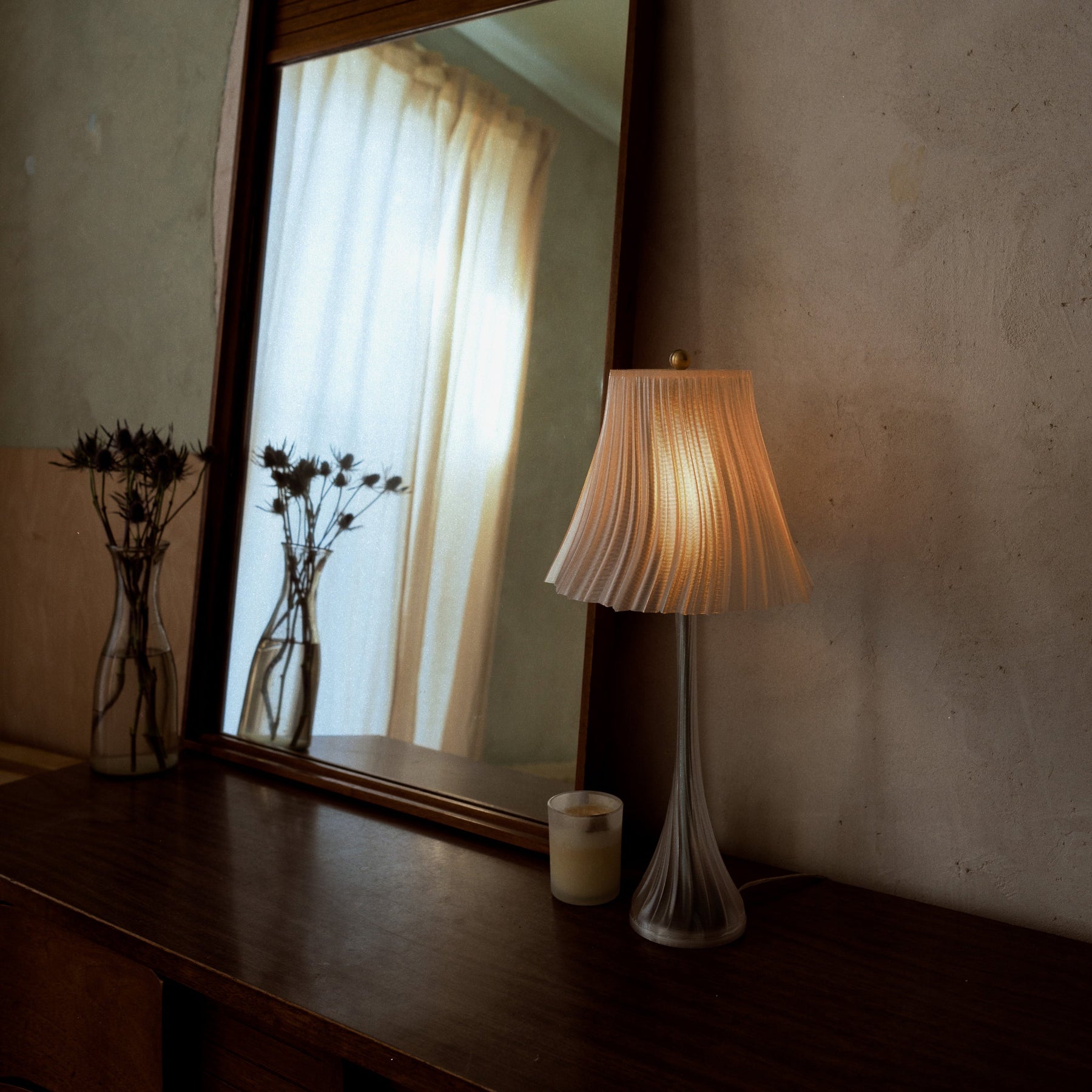 Pleat Table Lamp